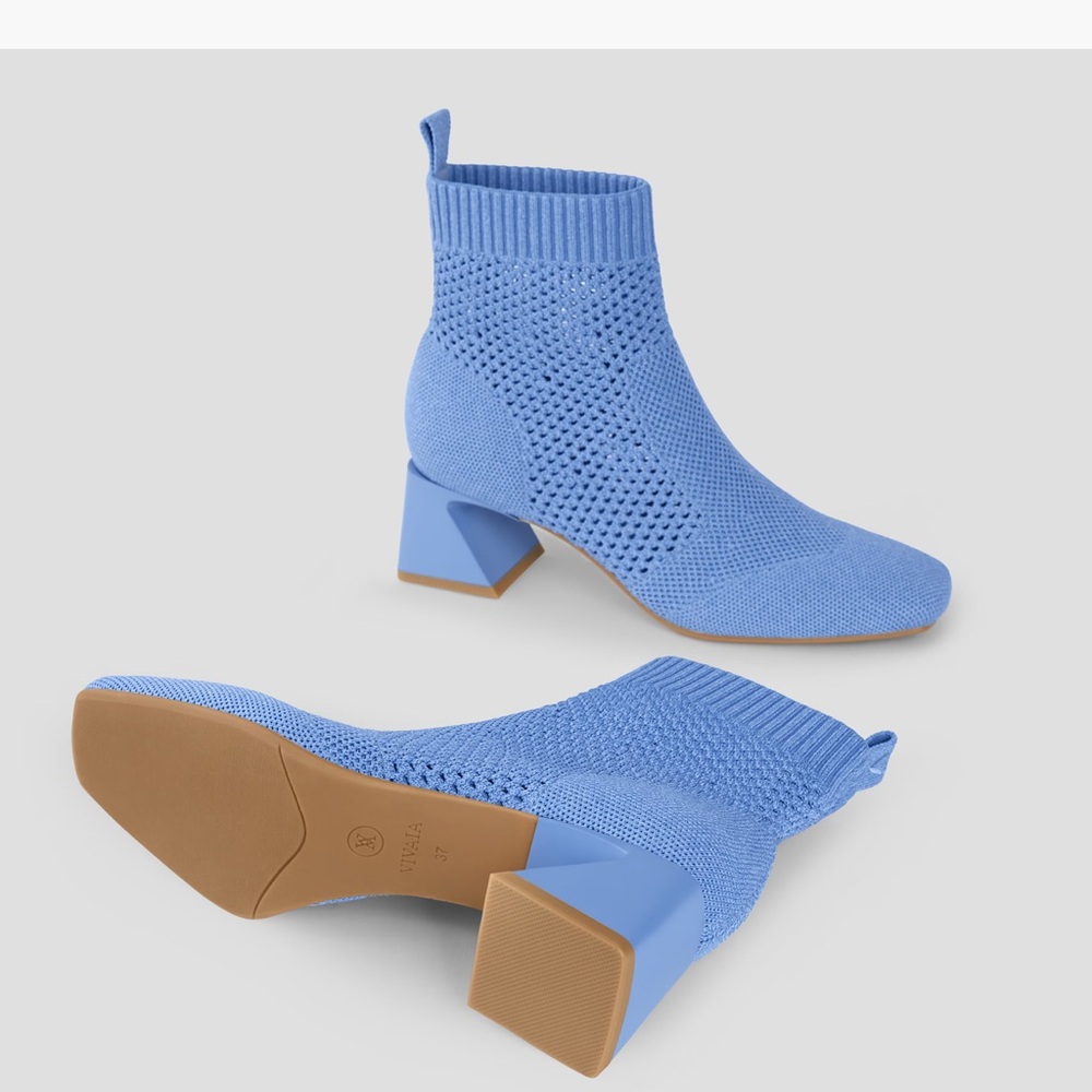Vivaia Square-Toe Perforated Heeled Boots (Melissa) Size EU36 - Picture 5 of 11